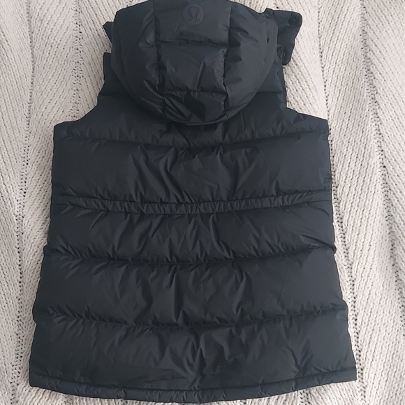LULULEMON Wunder Puff Mid-length Vest - Black - Picture 5 of 9